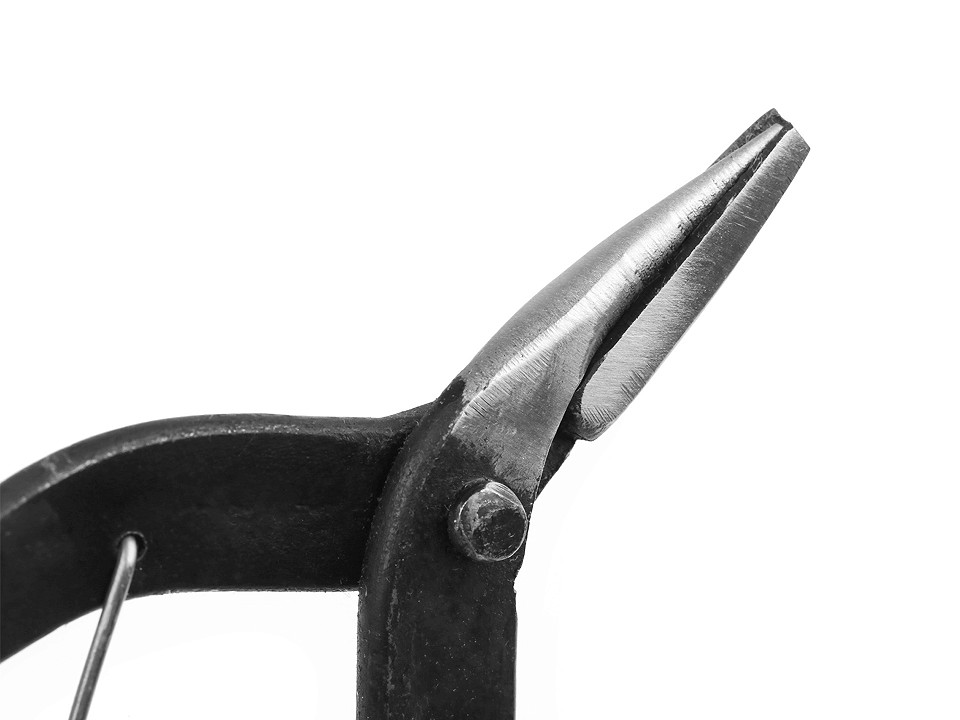 Narrow Flat Nose Pliers Steel 160 mm with return spring, dark red Narrow Flat Nose Pliers Steel 160 mm with return spring, dark red